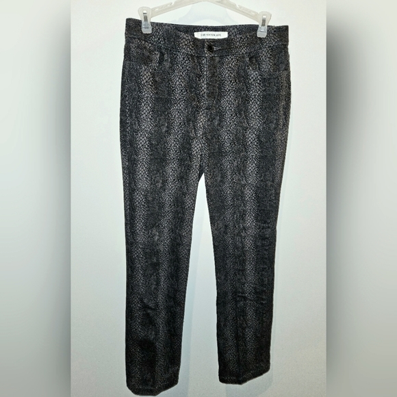 Jones New York Pants - Jones New York Jeans - Black and Gray Snakeskin Look Jeans - size 6